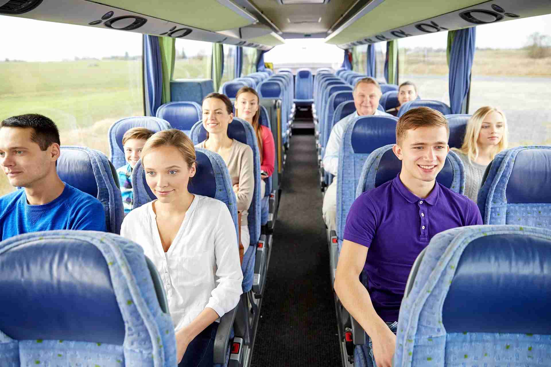 19 seater bus