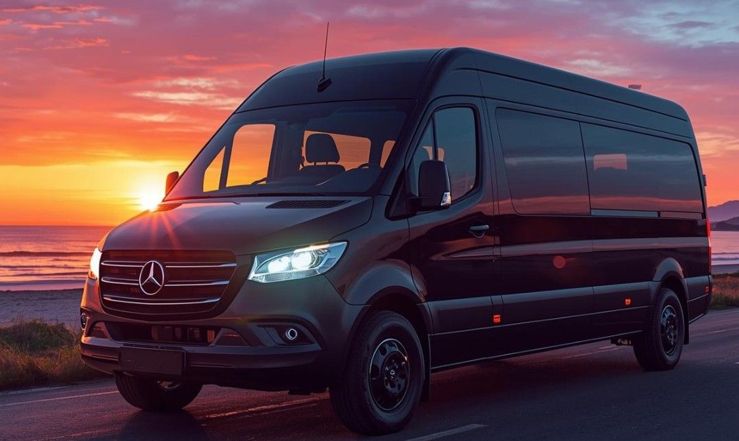 22 Seater Minibus