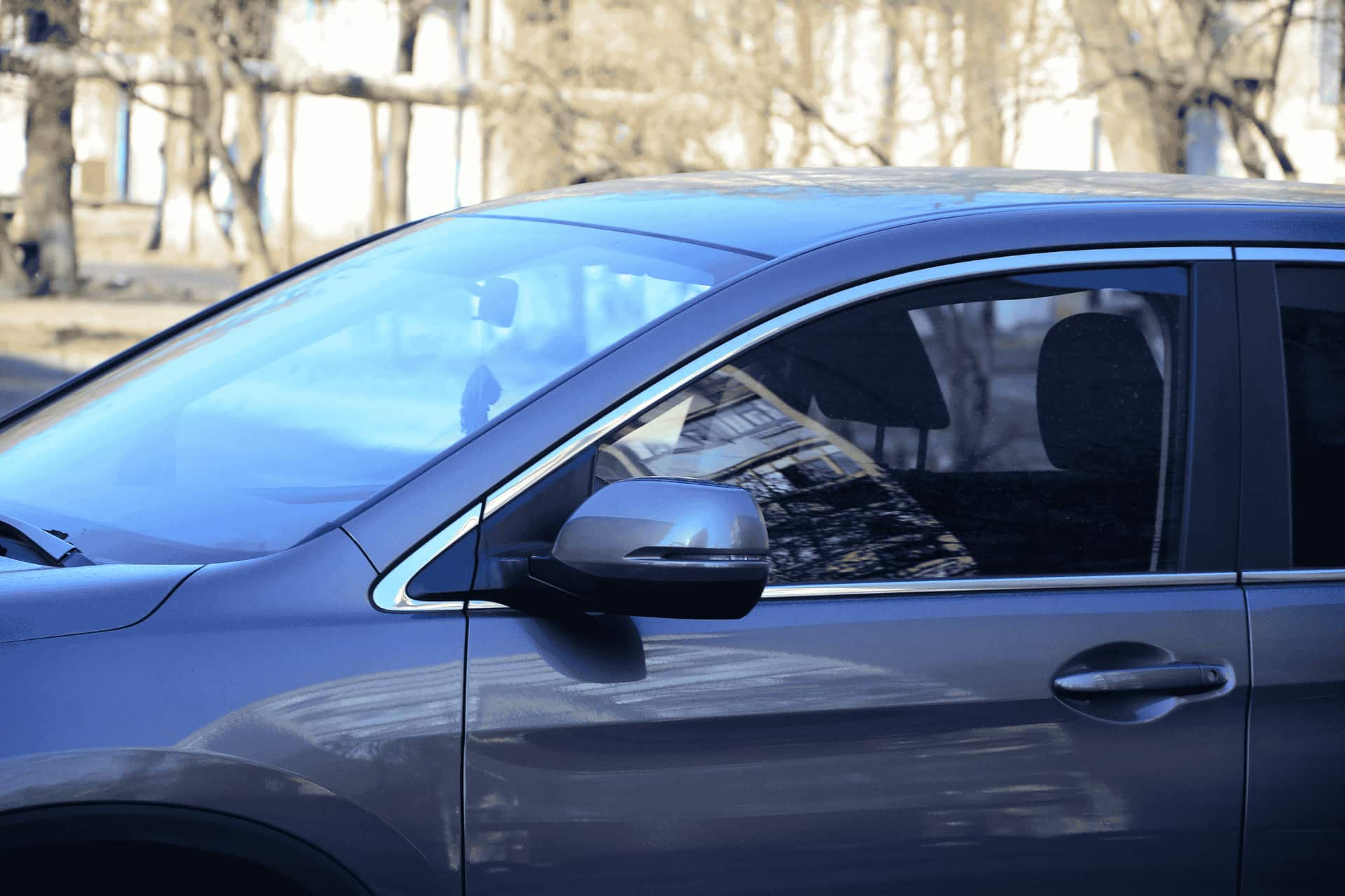 saloon car
