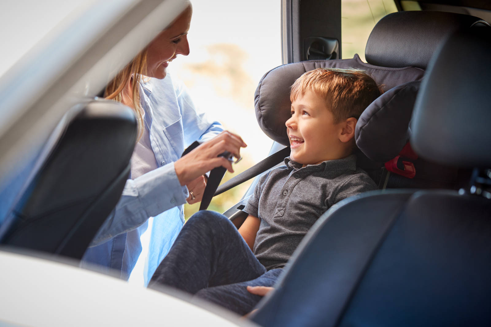 Taxi with a rear-facing child seat in London